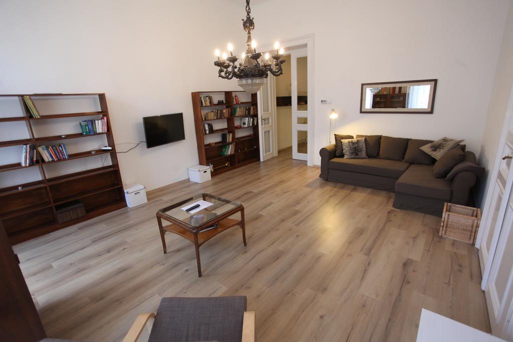 Sissy Apartment Budapest Extérieur photo
