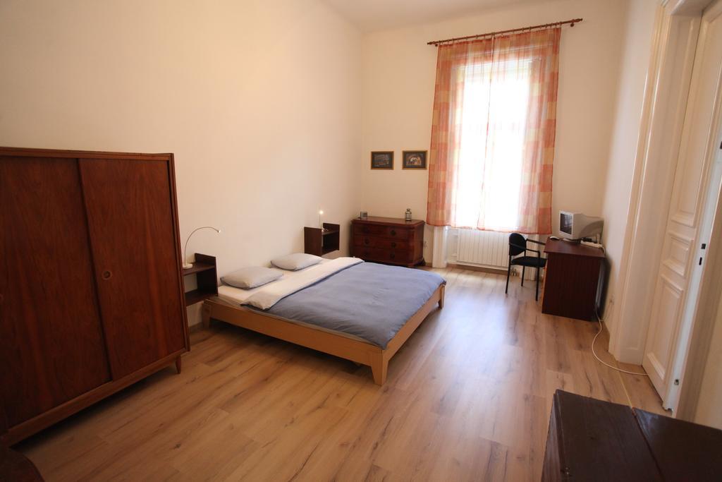 Sissy Apartment Budapest Extérieur photo